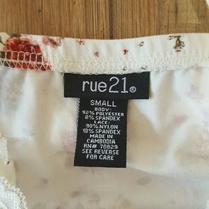 Rue21 Tops - Rue21 Size Small Floral Lace Trim Cami Rue21 Tops - Rue21 Size Small Floral Lace Trim Cami